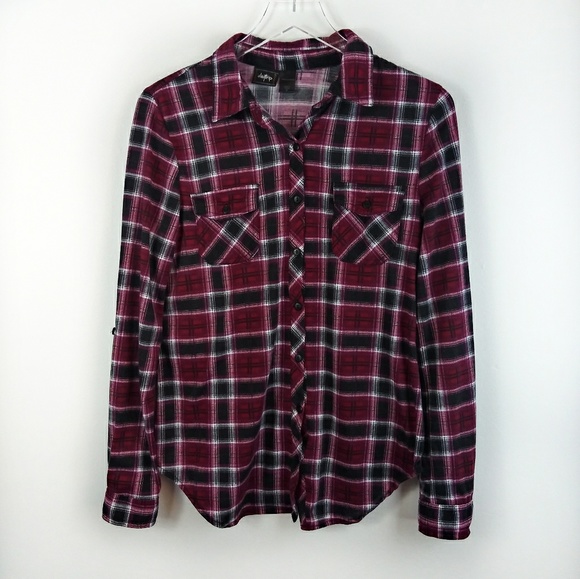 Daytrip Tops - Daytrip wine and black flannel roll up sleeve.